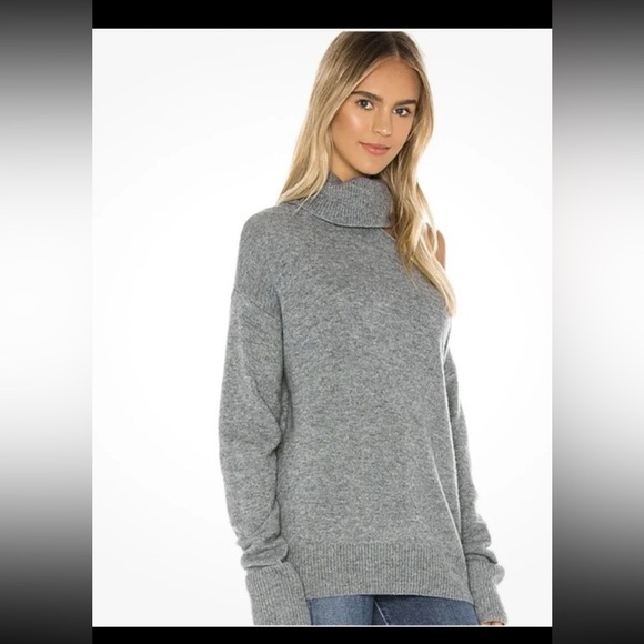 PAIGE Women's Raundi Grey Turtleneck Cold Shoulder Sweater 
size Medium - Picture 3 of 12
